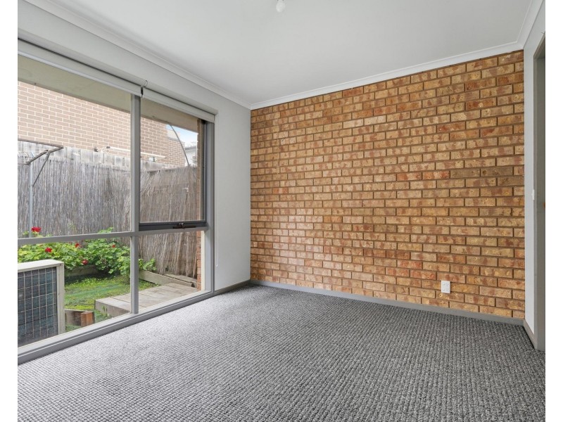 2/10 Nicholas Street, Lilydale VIC 3140