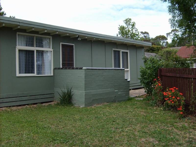 26a Zina Grove, Mooroolbark VIC 3138
