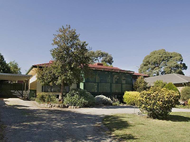 90 Cavehill  Road, Lilydale VIC 3140