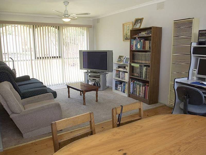 90 Cavehill  Road, Lilydale VIC 3140