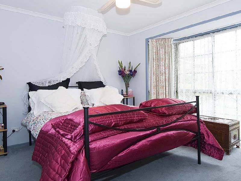 44 Bristol Crescent, Lilydale VIC 3140