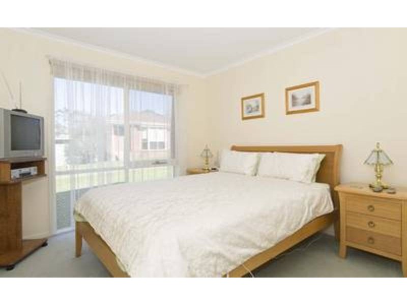 8/13 Cavehill Road, Lilydale VIC 3140