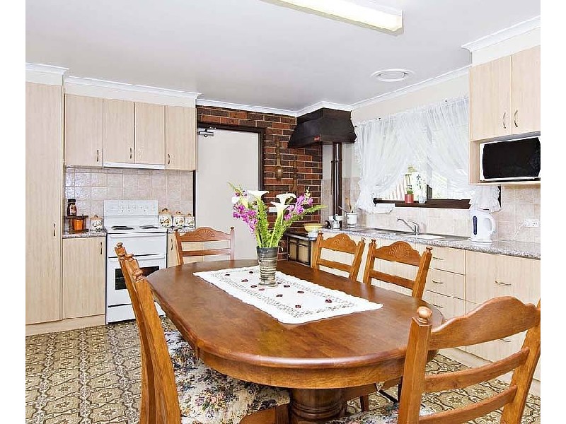 163 Victoria Road, Chirnside Park VIC 3116