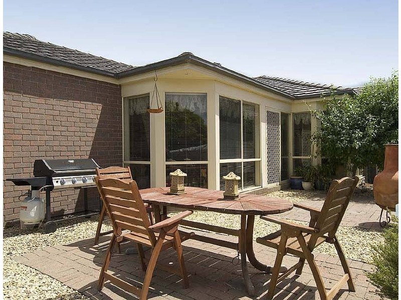 9 Baystone Place, Lilydale VIC 3140