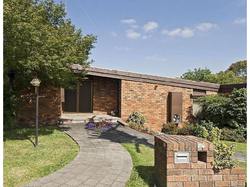 38 St Andrews Drive, Chirnside Park VIC 3116