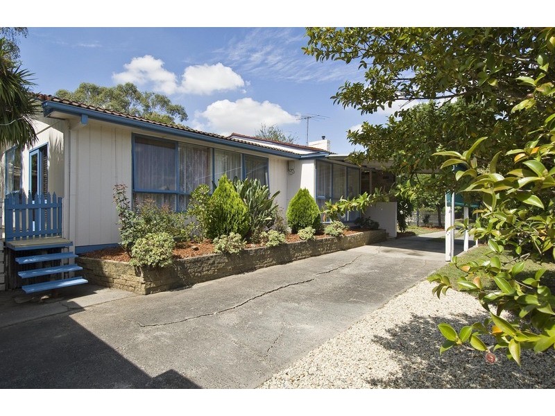 44 Lee Ann Crescent, Croydon VIC 3136