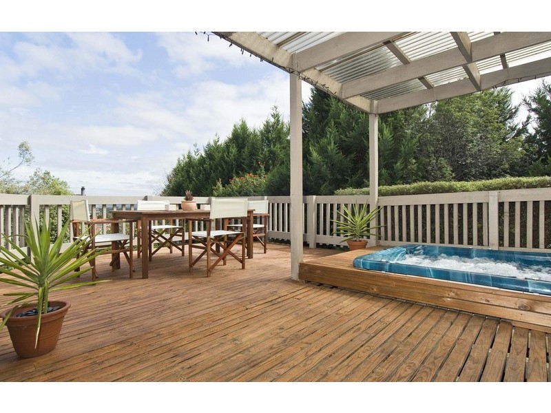 13 Highleigh Court, Mooroolbark VIC 3138