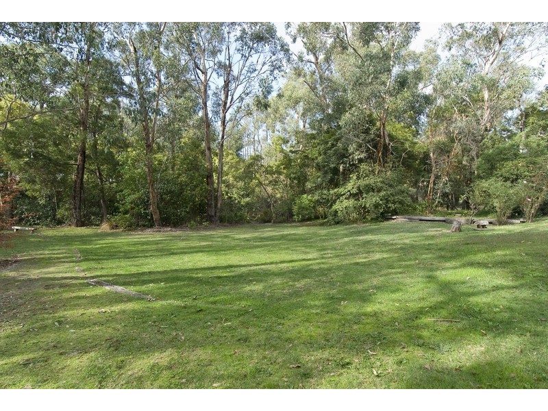 25 Edinburgh Road, Lilydale VIC 3140