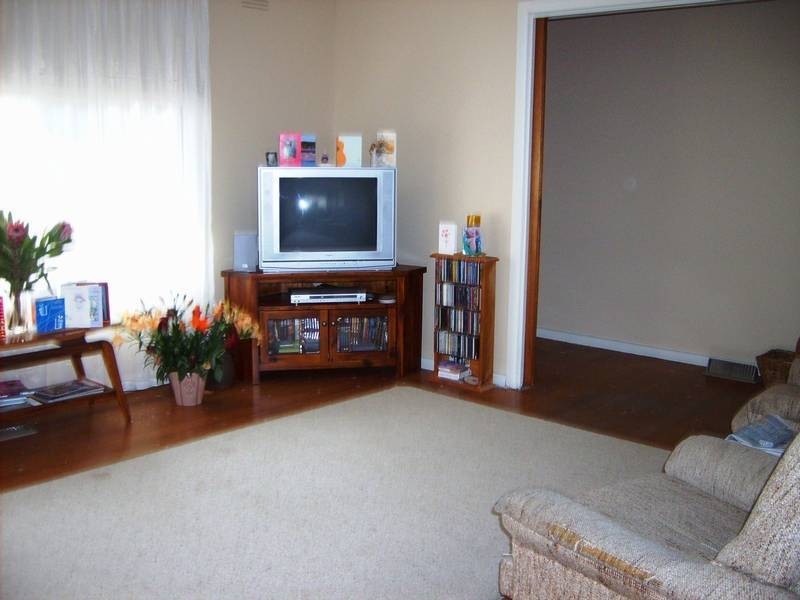 9 Robertson Road, Boronia VIC 3155