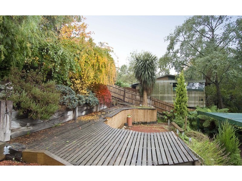 13 Olive Grove, Lilydale VIC 3140