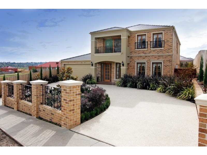 41 Larbert Road, Mooroolbark VIC 3138