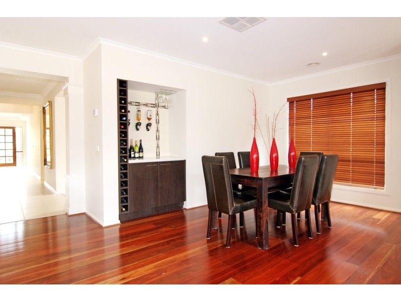 41 Larbert Road, Mooroolbark VIC 3138