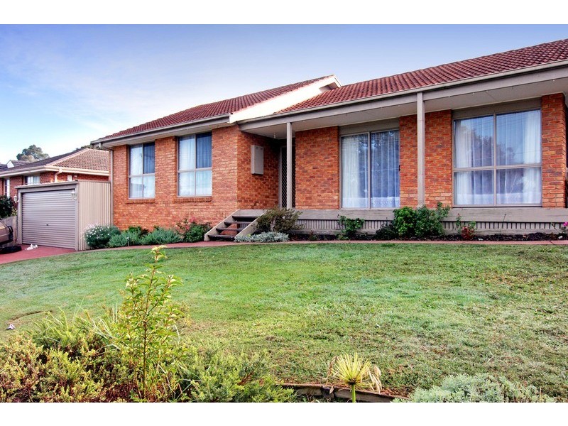1 Merrill Court, Mooroolbark VIC 3138