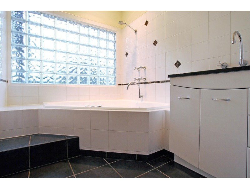 1 Waranga Road, Bayswater VIC 3153