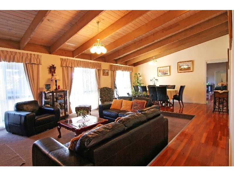 23 James Milne Drive, Croydon North VIC 3136