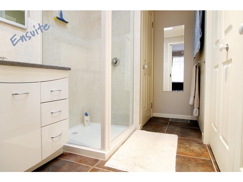 14 Fairford Court, Bayswater North VIC 3153