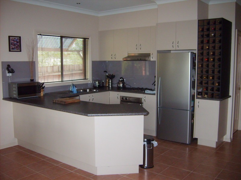 9 Avon Place, Chirnside Park VIC 3116