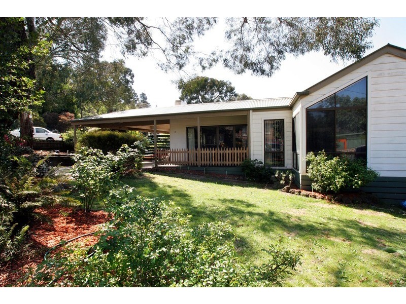 1 Banksia Street, Montrose VIC 3765