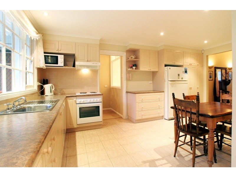 26 Alto Avenue, Croydon VIC 3136