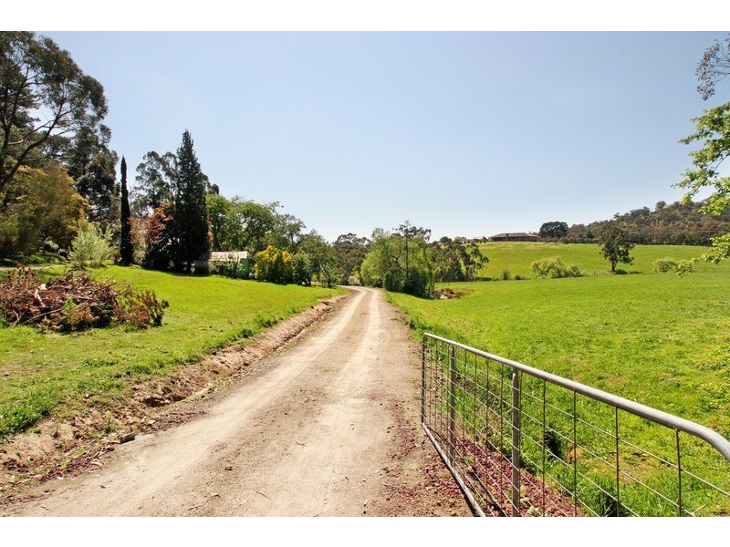 75a Warburton Highway, Lilydale VIC 3140