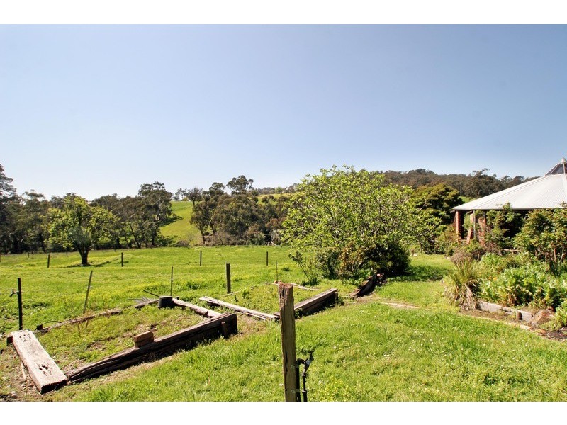 75a Warburton Highway, Lilydale VIC 3140
