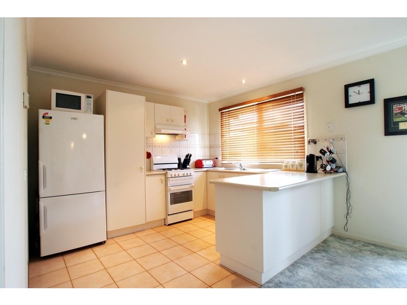 1 Commerford Place, Chirnside Park VIC 3116