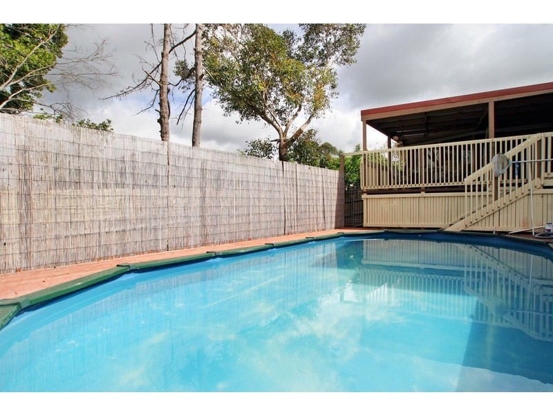 10 Savanna Drive, Mooroolbark VIC 3138