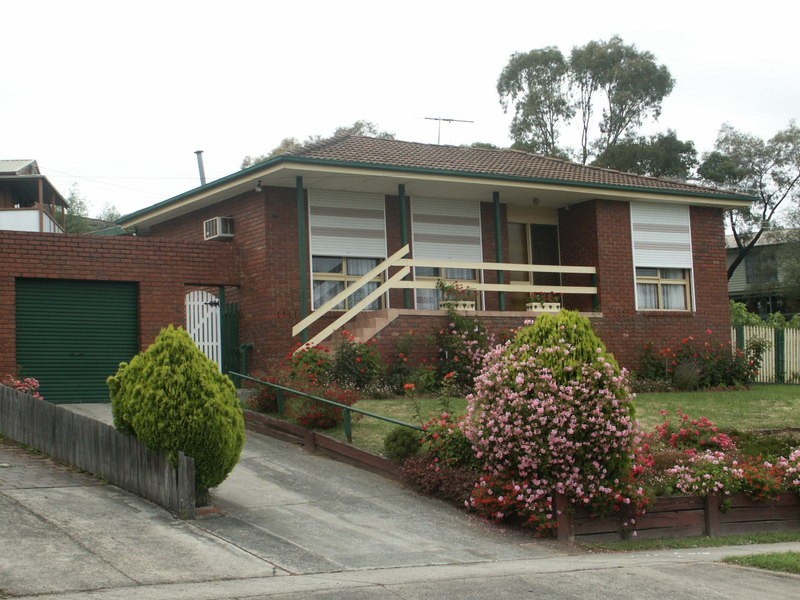 6 Marana Close, Lilydale VIC 3140