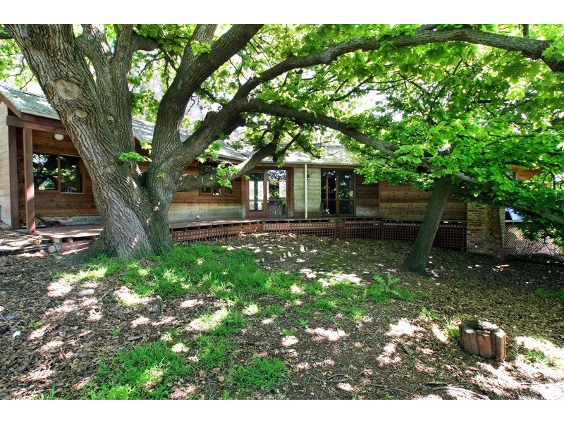 75a Warburton Highway, Lilydale VIC 3140