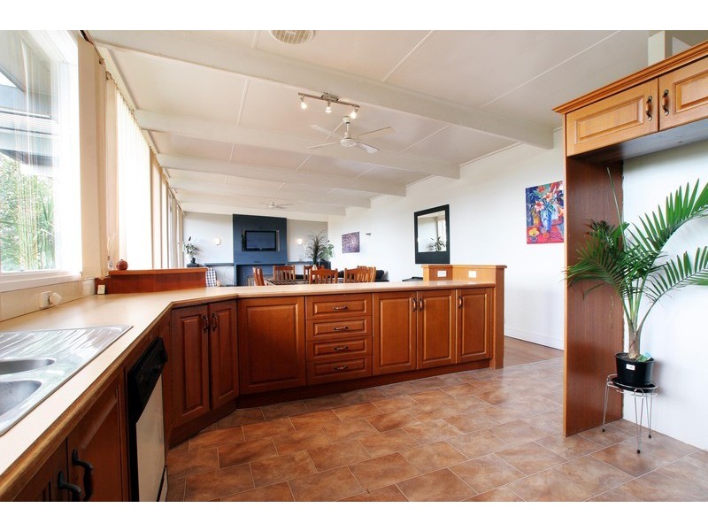 63 Victoria Road, Chirnside Park VIC 3116