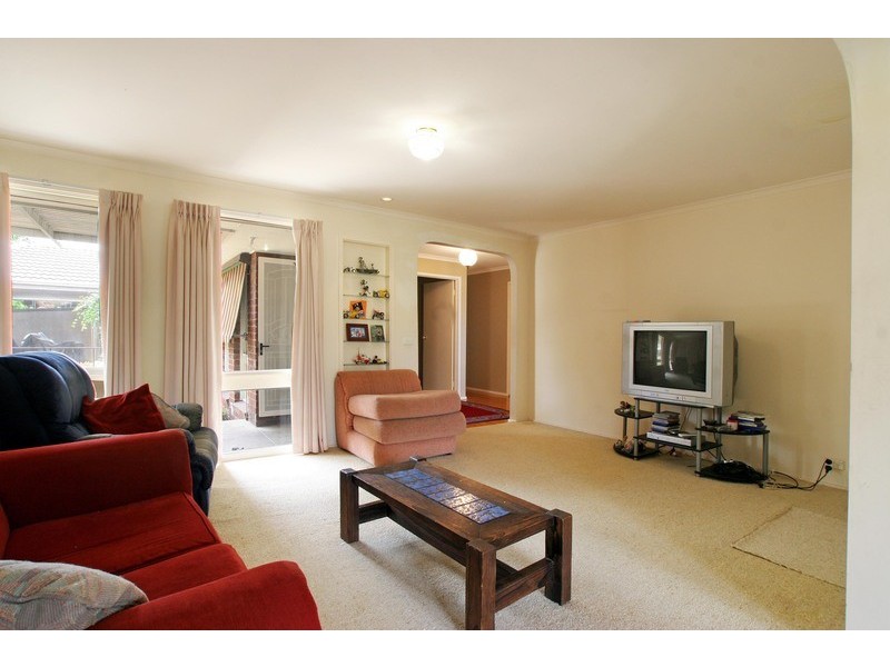 3 Huntly Avenue, Mooroolbark VIC 3138