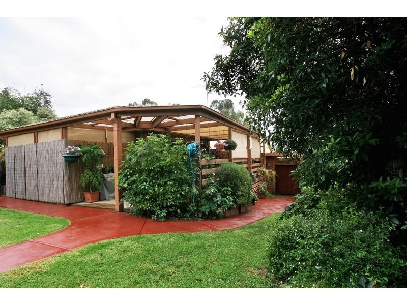 28 Bowen Road, Lilydale VIC 3140