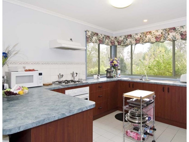 44 Bristol Crescent, Lilydale VIC 3140