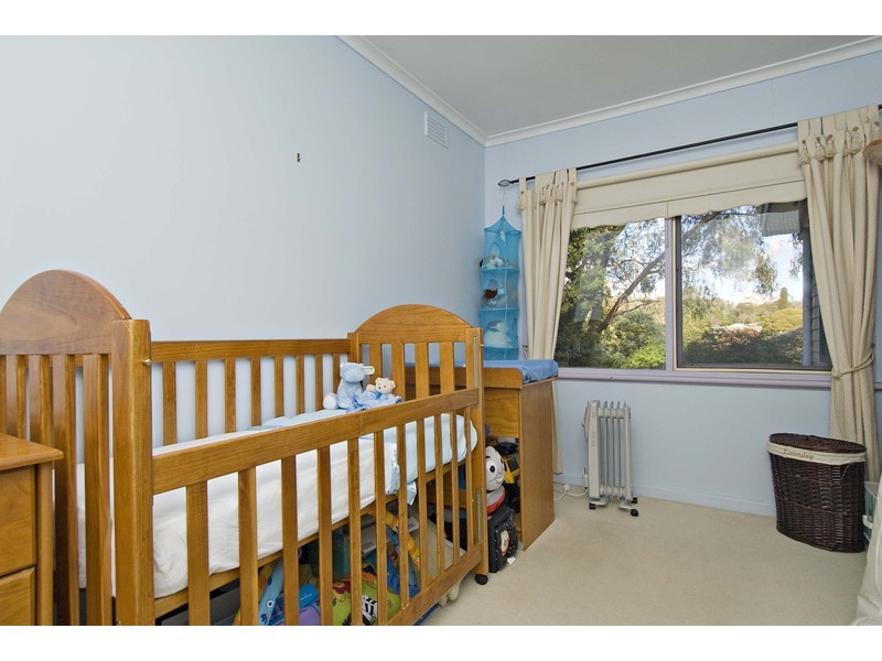 97 Mount View Parade, Croydon VIC 3136