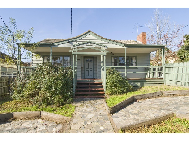 19 Queen Road, Lilydale VIC 3140