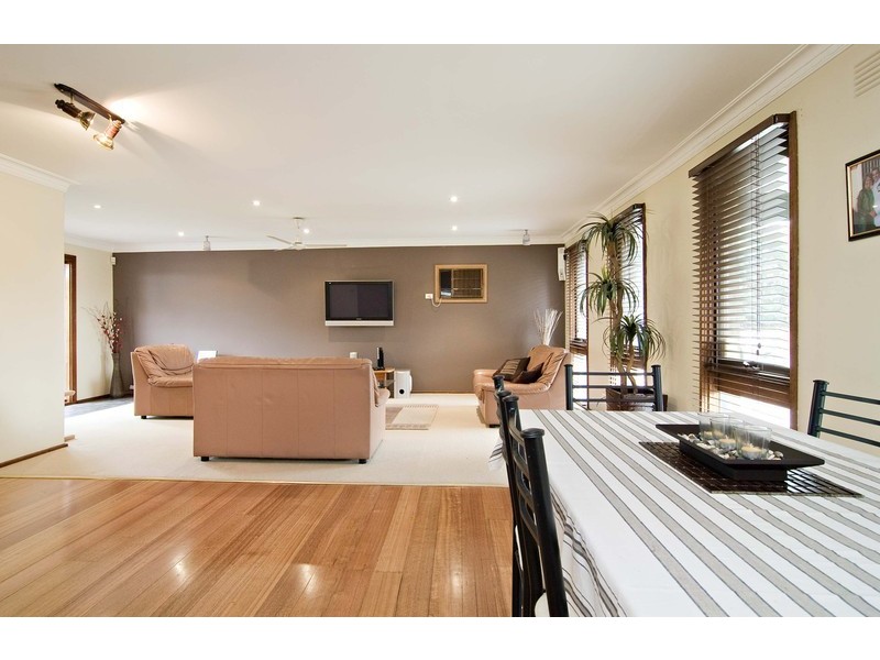 143 Switchback Road, Chirnside Park VIC 3116