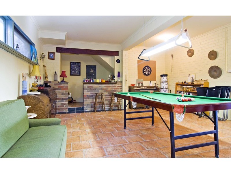 17 Oak Grove, Mount Evelyn VIC 3796