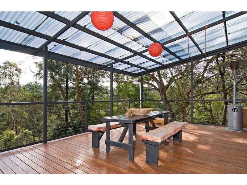 17 Oak Grove, Mount Evelyn VIC 3796