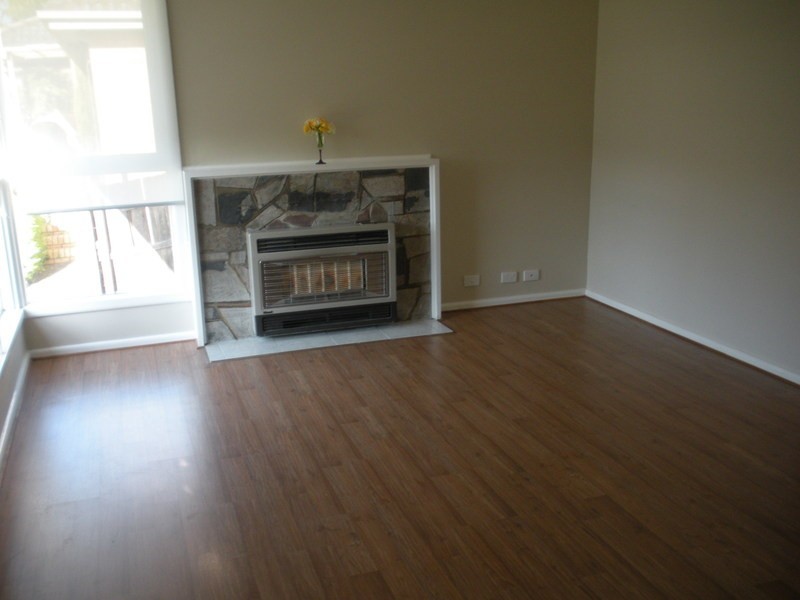 1/54 Cardigan Road, Mooroolbark VIC 3138