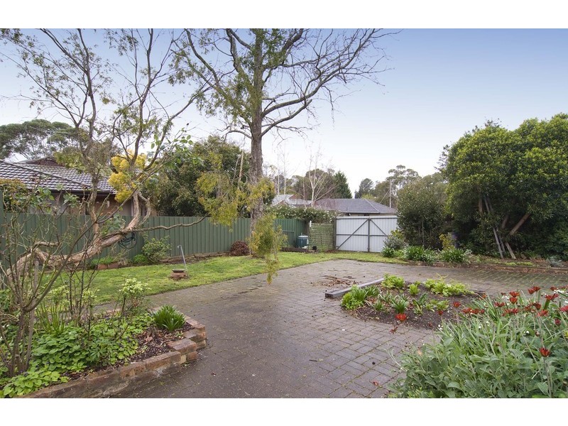 87 Lincoln Road, Croydon VIC 3136