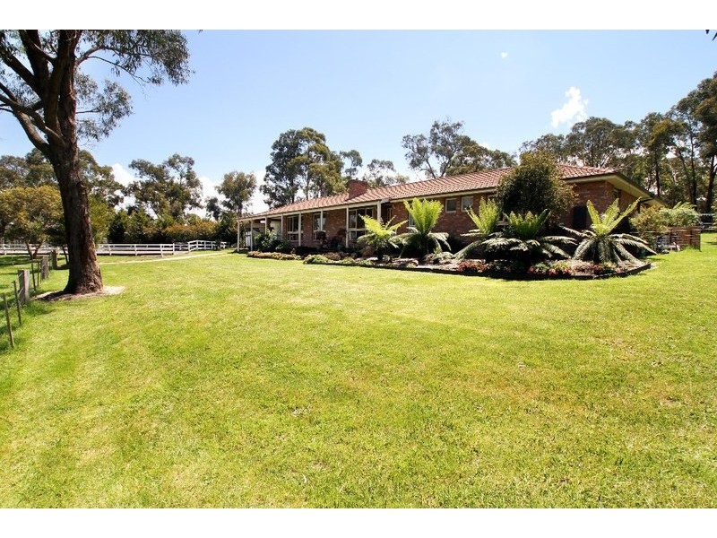 20 Cormilio Drive, Wandin North VIC 3139