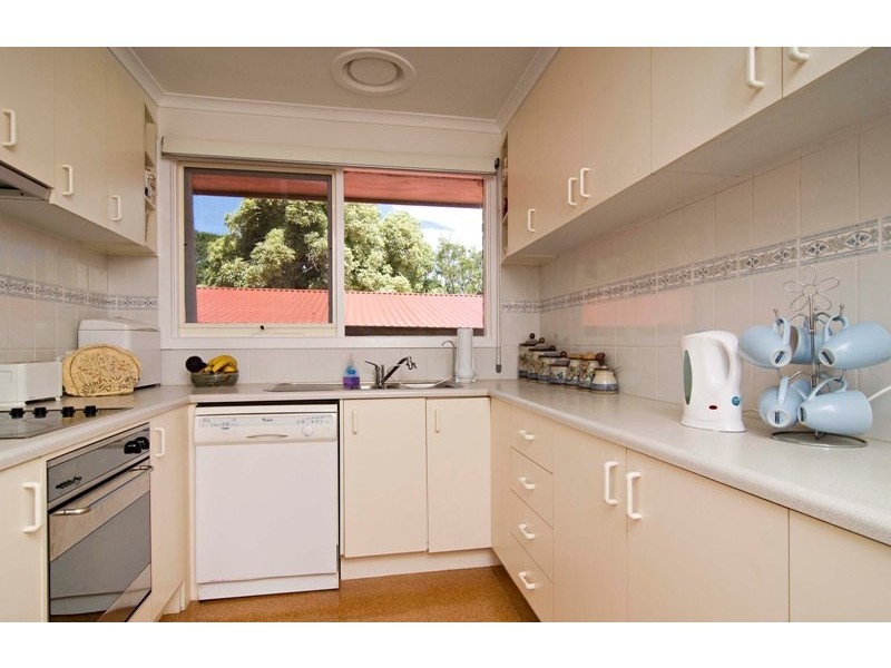 98 Rolling Hills Road, Chirnside Park VIC 3116