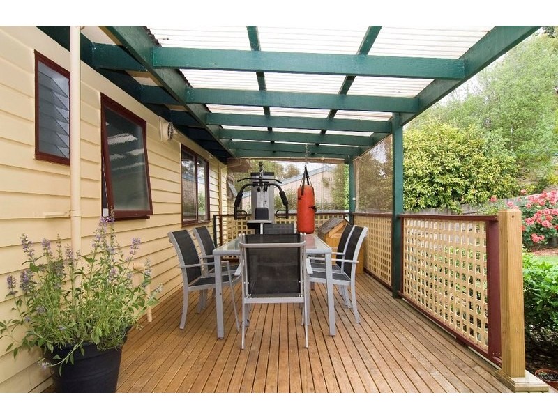 886 Warburton Highway, Seville East VIC 3139