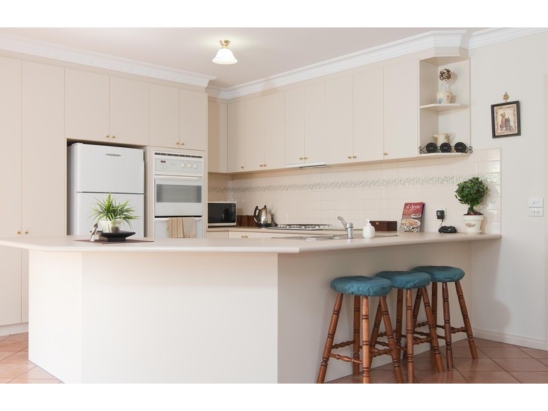 57 Alpine Way, Kilsyth VIC 3137