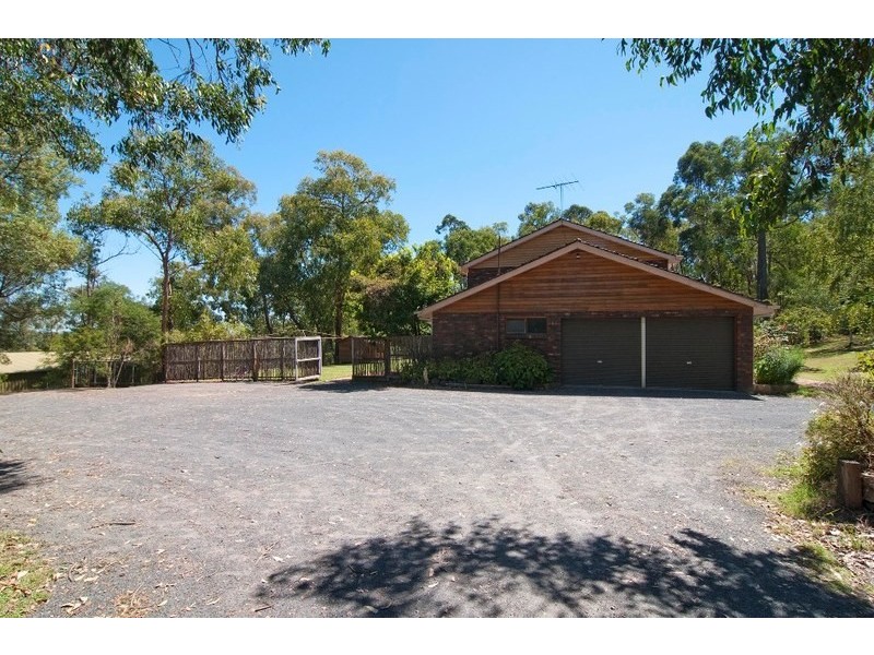 14 Lusatia Park Road, Woori Yallock VIC 3139