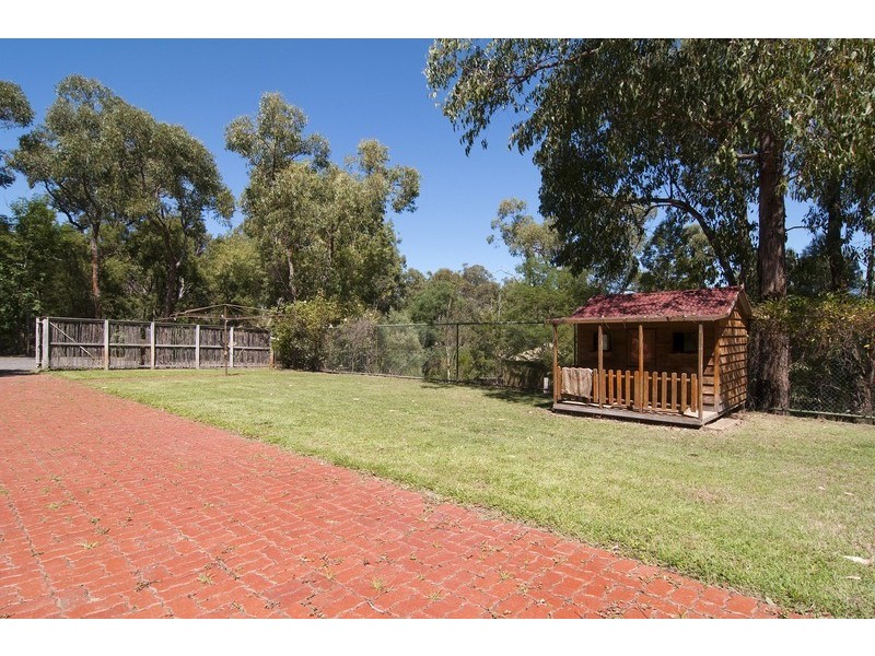 14 Lusatia Park Road, Woori Yallock VIC 3139