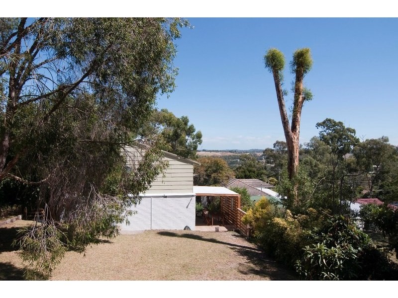 7 Summit Road, Lilydale VIC 3140