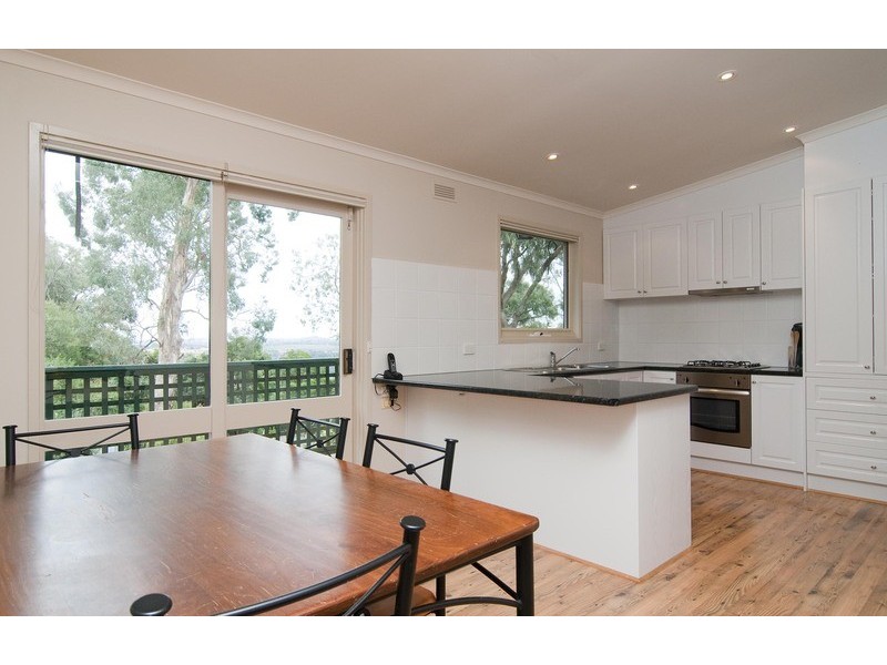 102 Bastow Road, Lilydale VIC 3140