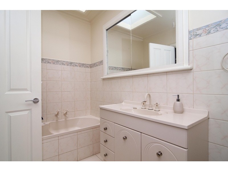 176 Eastfield Road, Croydon South VIC 3136