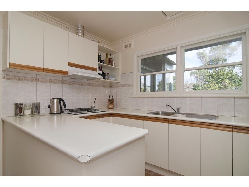 176 Eastfield Road, Croydon South VIC 3136